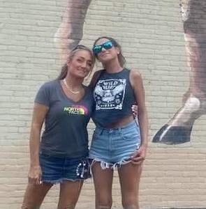 Meet your Posher, Danii